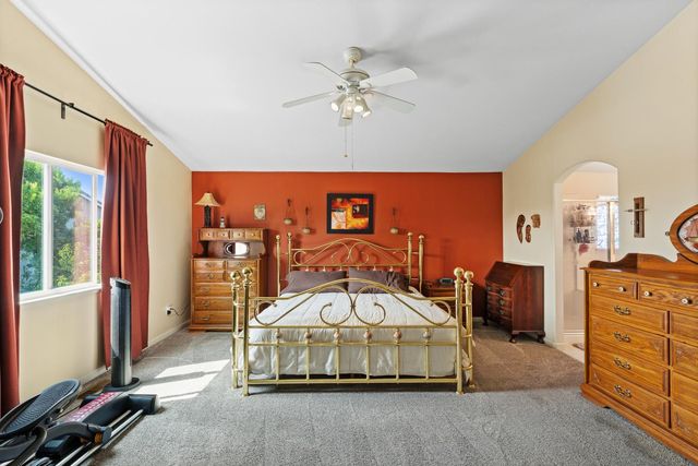 984 Tannehill Dr, Manteca, CA 95337