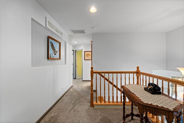 984 Tannehill Dr, Manteca, CA 95337