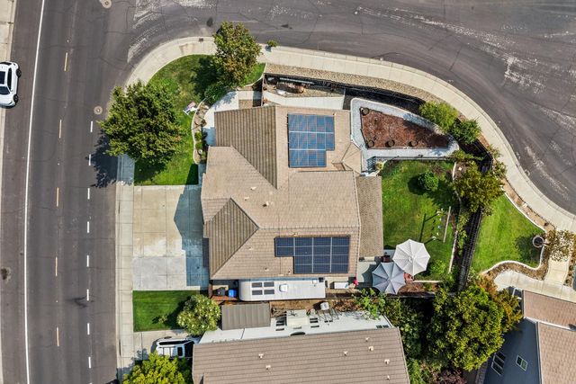 984 Tannehill Dr, Manteca, CA 95337