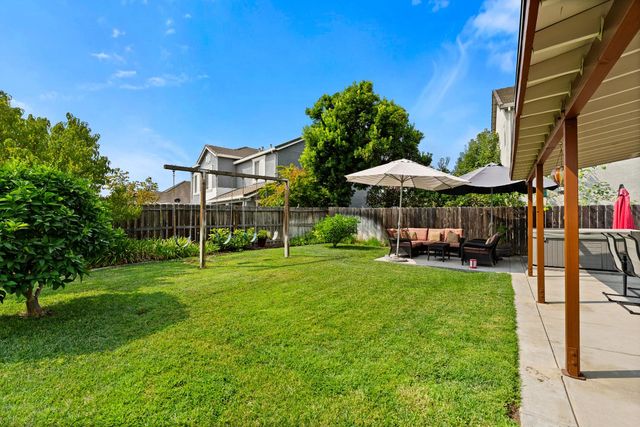 984 Tannehill Dr, Manteca, CA 95337