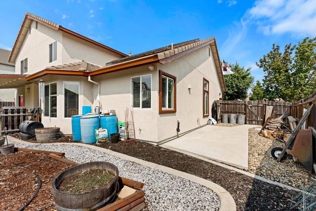 984 Tannehill Dr, Manteca, CA 95337