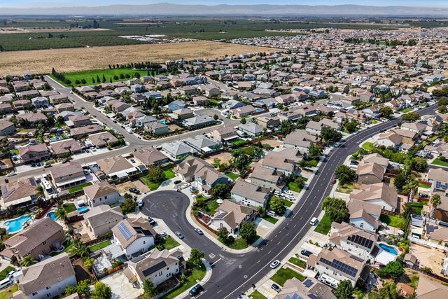 984 Tannehill Dr, Manteca, CA 95337