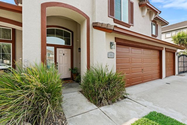 984 Tannehill Dr, Manteca, CA 95337
