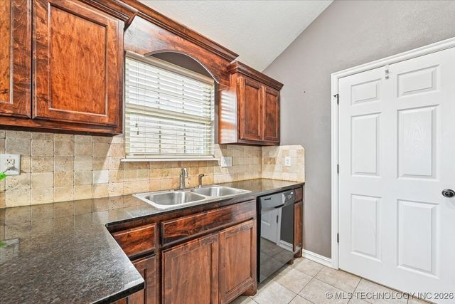 13343 N 131st East Avenue, Collinsville, OK 74021