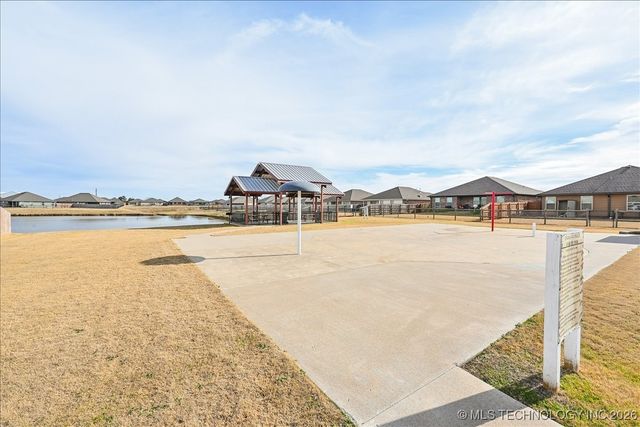 13343 N 131st East Avenue, Collinsville, OK 74021