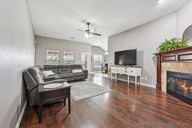 13343 N 131st East Avenue, Collinsville, OK 74021