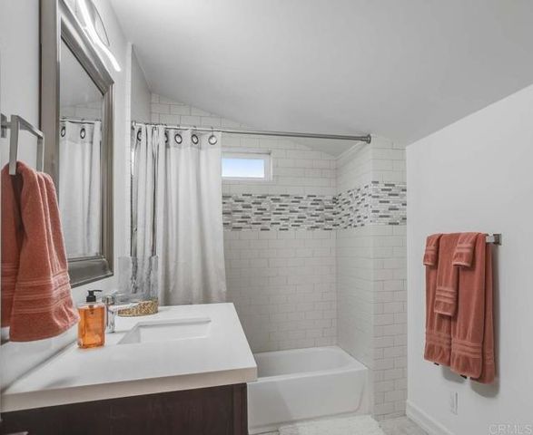 2203 Cameo Road, Carlsbad, CA 92008