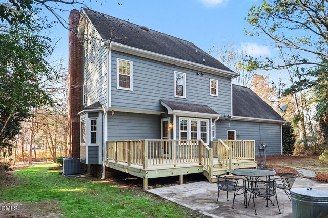 5009 Allanbrooke Lane, Fuquay Varina, NC 27526