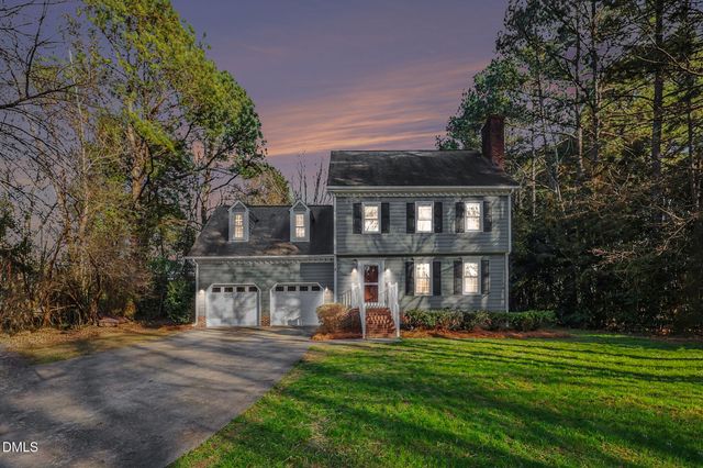 5009 Allanbrooke Lane, Fuquay Varina, NC 27526