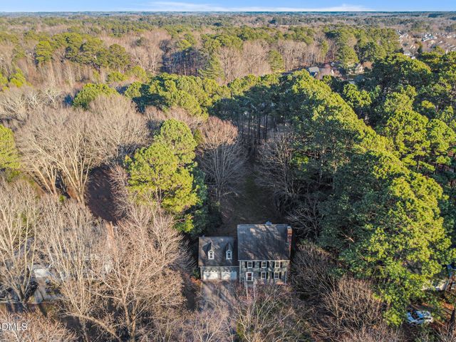 5009 Allanbrooke Lane, Fuquay Varina, NC 27526