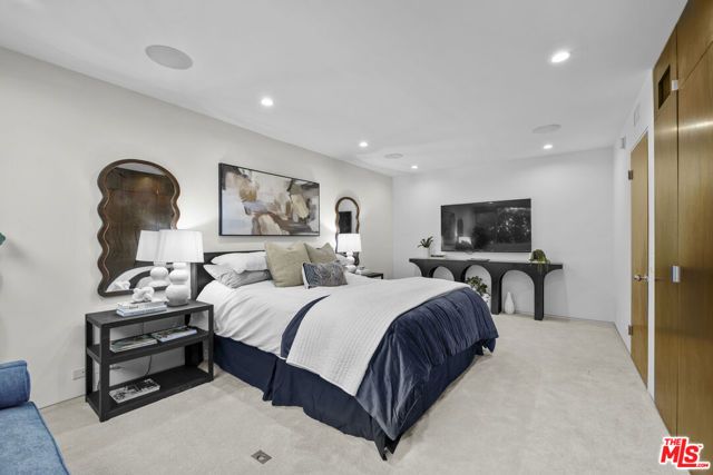 3851 Beverly Ridge Drive, Sherman Oaks, CA 91423