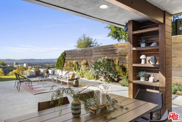 3851 Beverly Ridge Drive, Sherman Oaks, CA 91423