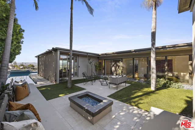 3851 Beverly Ridge Drive, Sherman Oaks, CA 91423