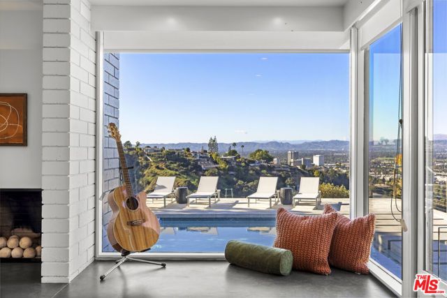 3851 Beverly Ridge Drive, Sherman Oaks, CA 91423