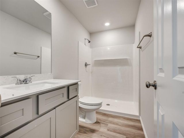 1750 SE 20th Street, Newcastle, OK 73065