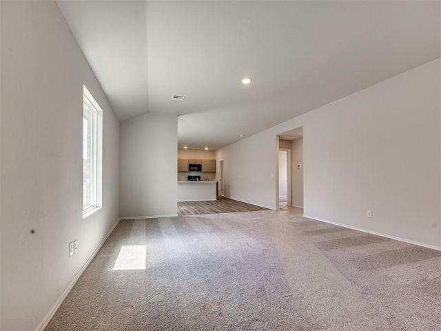 1750 SE 20th Street, Newcastle, OK 73065