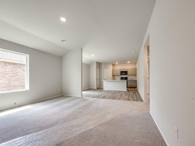 1750 SE 20th Street, Newcastle, OK 73065