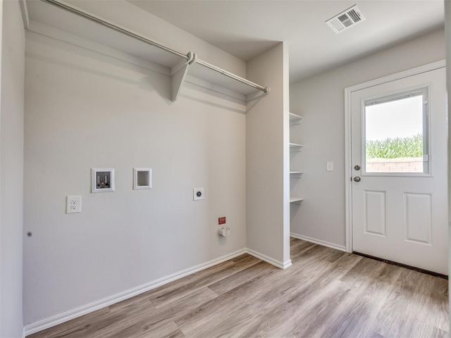 1750 SE 20th Street, Newcastle, OK 73065