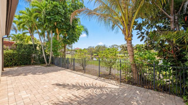 2055 Regents Boulevard, West Palm Beach, FL 33409