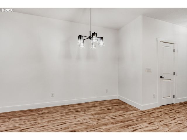 6445 Se 143RD Ct, Portland, OR 97236