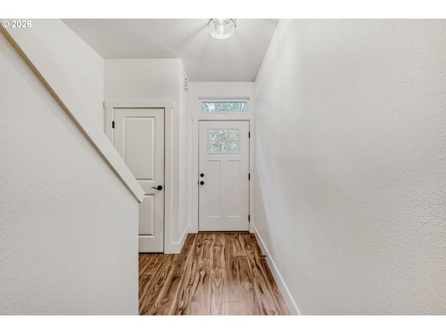 6445 Se 143RD Ct, Portland, OR 97236