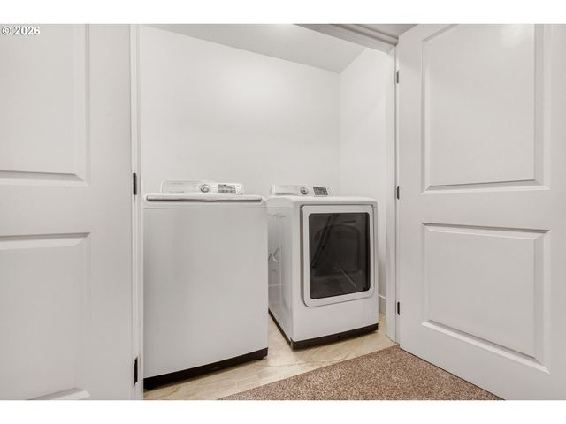 6445 Se 143RD Ct, Portland, OR 97236