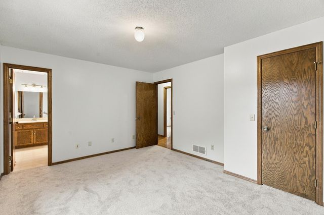 7615 118th Way N, Champlin, MN 55316