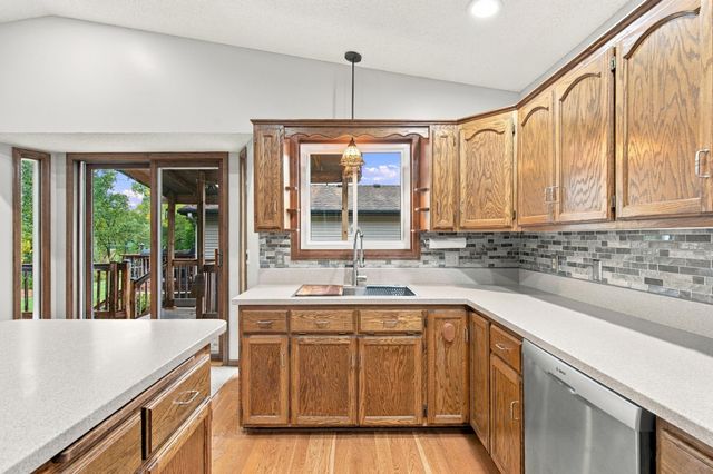 7615 118th Way N, Champlin, MN 55316