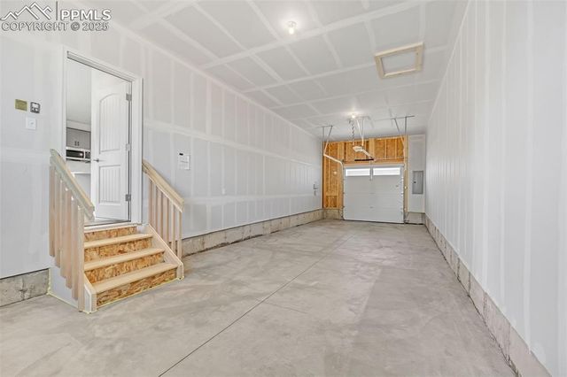 8148 Manor House Way, Colorado Springs, CO 80908