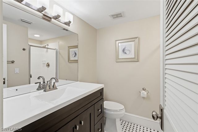 416 Broad AVE S H416, Naples, FL 34102