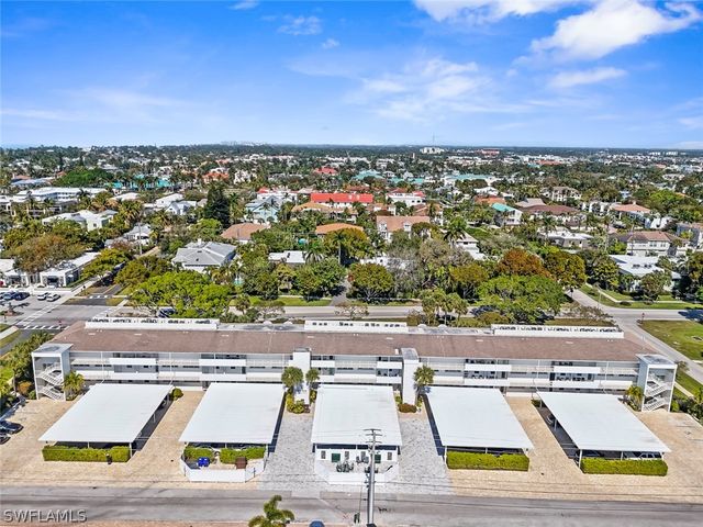 416 Broad AVE S H416, Naples, FL 34102
