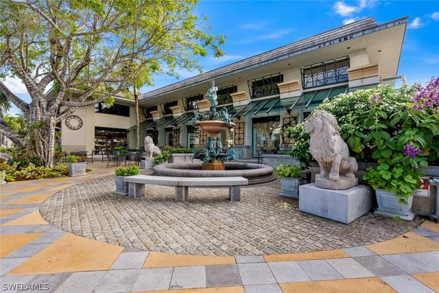 416 Broad AVE S H416, Naples, FL 34102