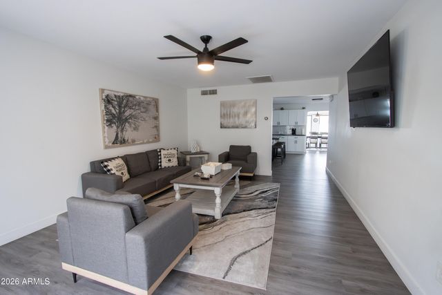 122 E DEL RIO Drive, Tempe, AZ 85282