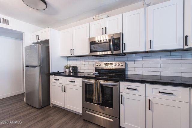 122 E DEL RIO Drive, Tempe, AZ 85282