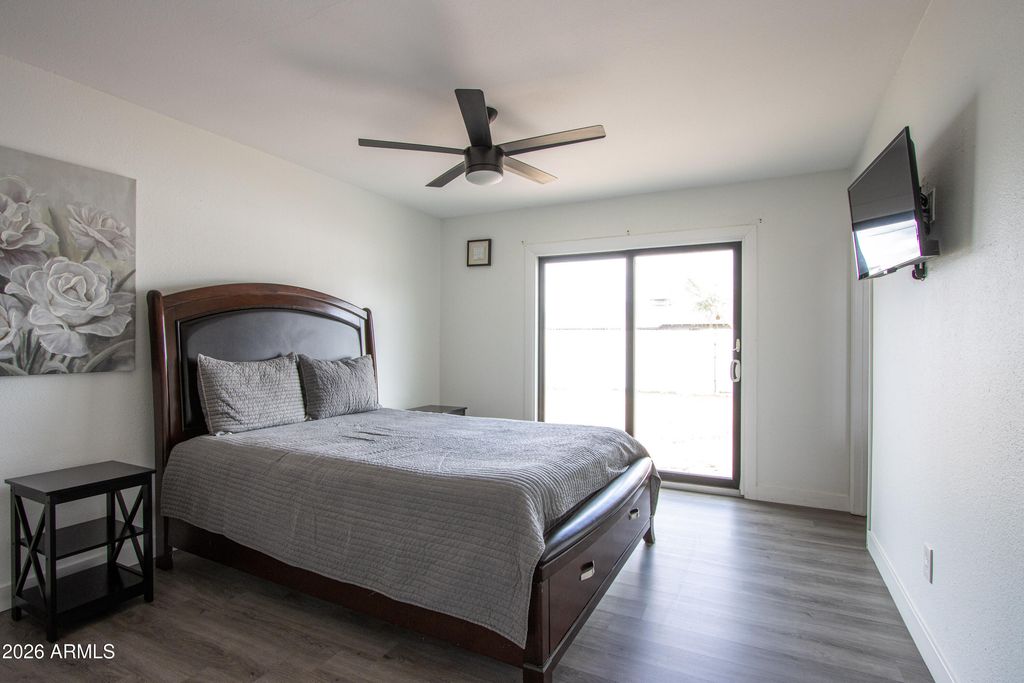 Image 26 of property listing at 122 E DEL RIO Drive, Tempe, AZ 85282