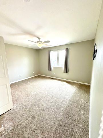 2394 Caton Crest Drive, Crest Hill, IL 60403