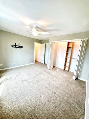 2394 Caton Crest Drive, Crest Hill, IL 60403