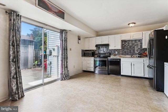 5200 SWEET GUM TER, Fredericksburg, VA 22407