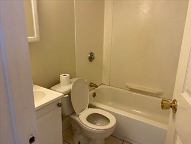 46 Macy 0, Quincy, MA 02169