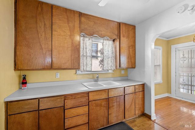 1434 Beach St, Vallejo, CA 94590