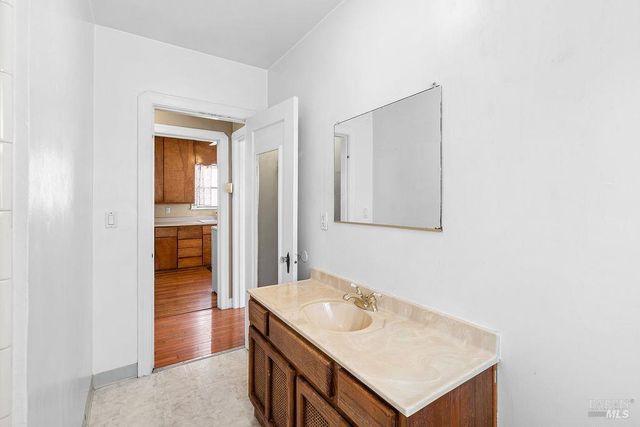 1434 Beach St, Vallejo, CA 94590