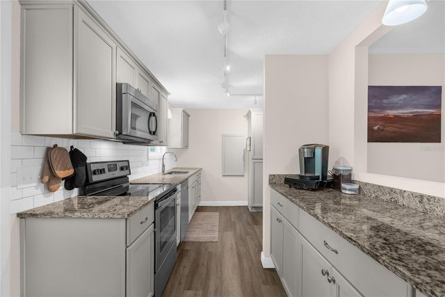 316 N LEAVITT AVENUE, Orange City, FL 32763