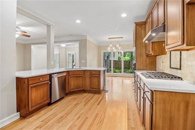 7262 Village Creek Trace 4C, Atlanta, GA 30328