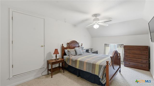 425 River Springs Drive, Seguin, TX 78155