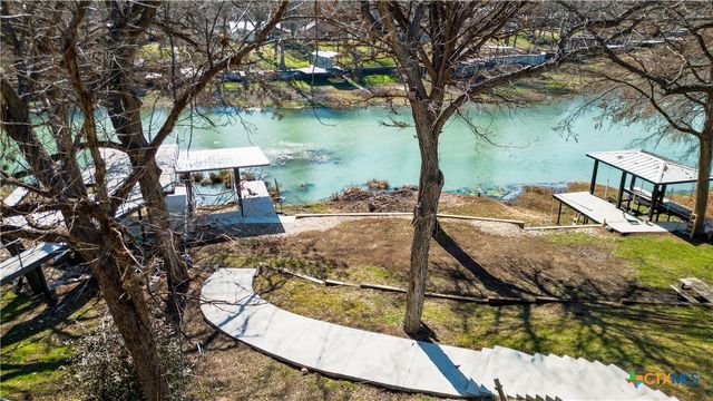 425 River Springs Drive, Seguin, TX 78155