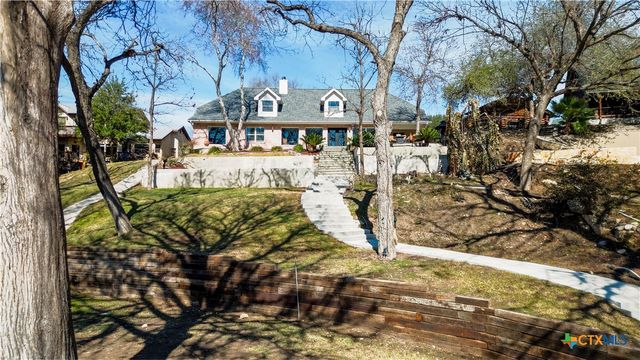 425 River Springs Drive, Seguin, TX 78155