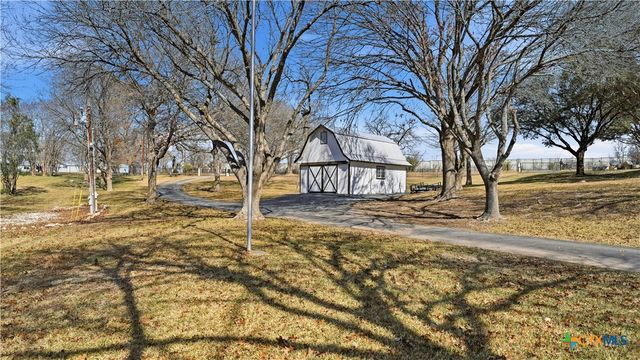 425 River Springs Drive, Seguin, TX 78155