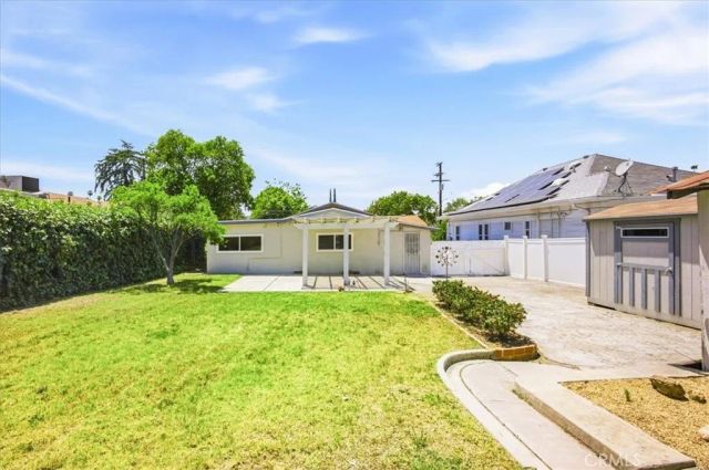 107 S Center Street, Redlands, CA 92373