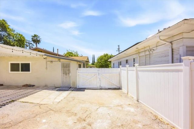 107 S Center Street, Redlands, CA 92373