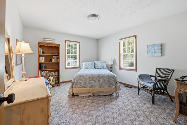 76 Martin Circle, Paducah, KY 42001